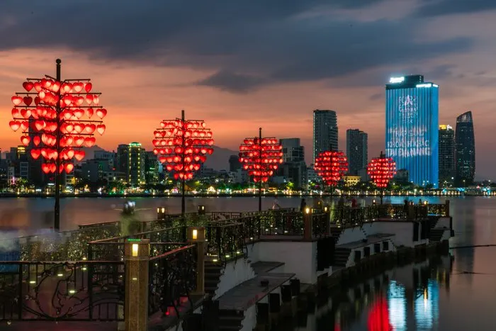 Love bridge da nang