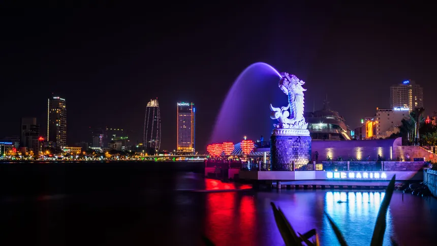 da nang at night