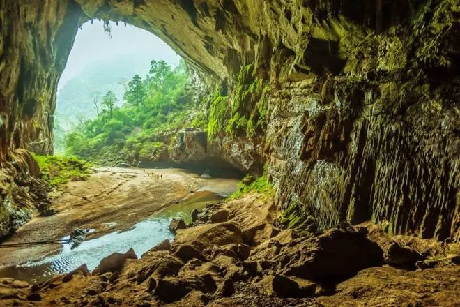 phong nha to hoi an private car