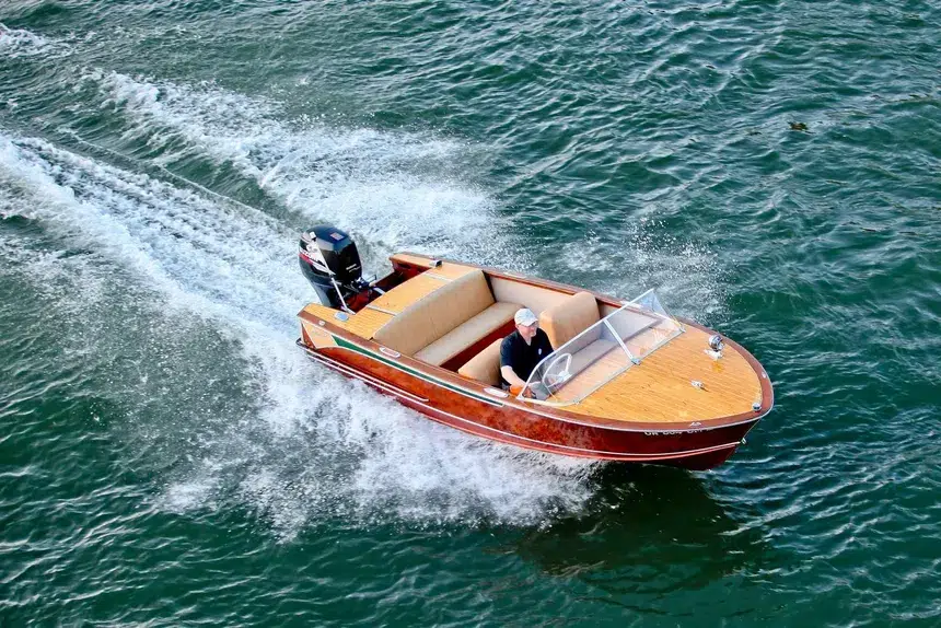 cinnamon cruises