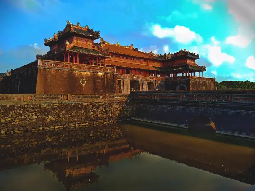 ngo mon gate