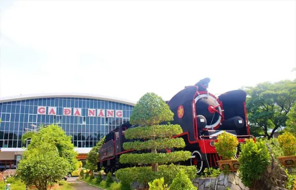 hoi an to danang train station