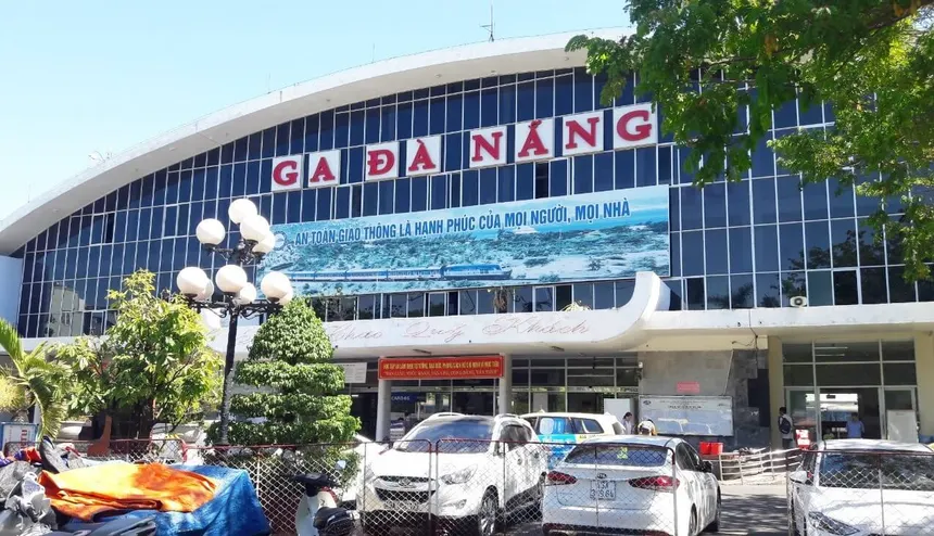 hoi an to danang train station
