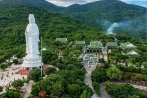 tham quan chua linh ung non nuoc ngu hanh son o da nang h1