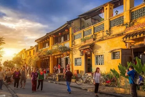 Hoi An Lantern Festival Guide: Full Moon Magic, Lanterns, and Tradition 3 lanterne hoi an