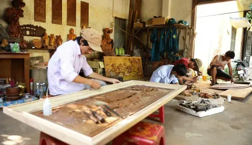 Hoi An Handicraft Village Tour Guide: Experience Artisanship, Heritage, and Meaningful Souvenirs 3 hoi an handicraft tours