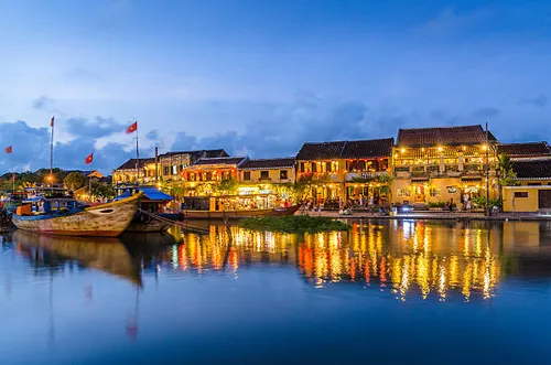 Hoi An Lanterns Every Night: Your Complete Guide to Timings, Buying, Craft & Eco Experiences 4 hoi an lanterns every night