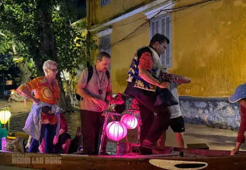 Hoi An Lantern Festival Guide: Full Moon Magic, Lanterns, and Tradition 2 lanterne hoi an