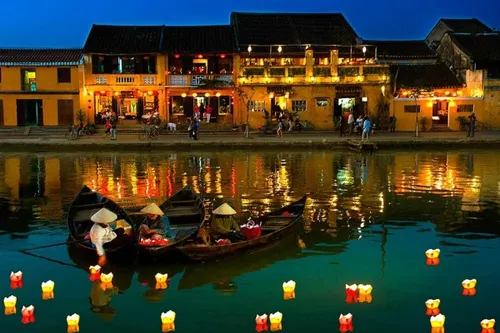 Hoi An Lantern Boat Experience: Your Complete Guide to the Magical Night Ride 2 hoi an lantern boat