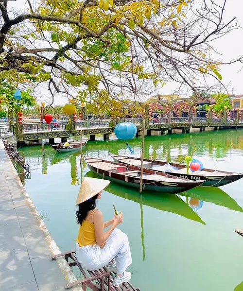 Hoi An Lantern Boat Experience: Your Complete Guide to the Magical Night Ride 5 hoi an lantern boat