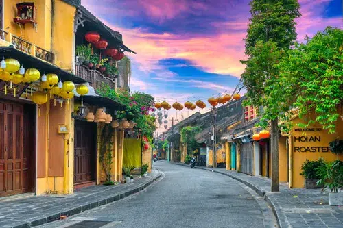 Best Travel Route, Scenic Stops, and Local Tips for Hue to Hoi An Travel in Vietnam 2 hue to hoi an