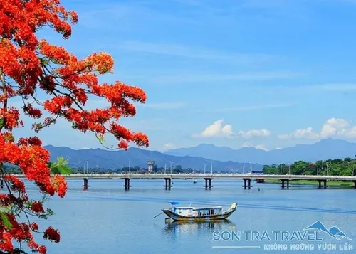 Exploring the Perfume River in Hue: History, Legends, and Unmissable Experiences 1 perfume river in hue