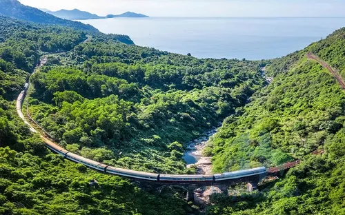 Complete Guide to Visiting Hue Citadel: Vietnam’s Imperial City 4 hue citadel tour