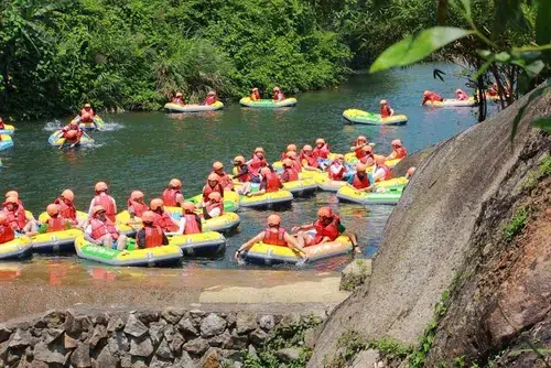 Best Waterfalls Near Da Nang: Travel Guide to Must-See Cascades, Tours, and Activities 2 khu du lich phu hoa thanh 1