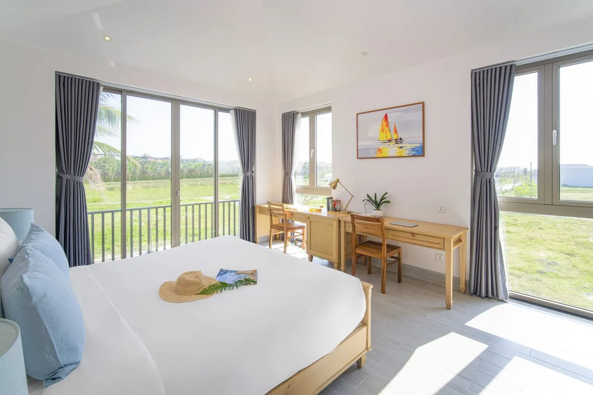 The Manor Hoi An: Luxury 4-Bedroom Country Beach Villa (2025) 2 The Manor bedroom — luxury villa accommodation in Hoi An